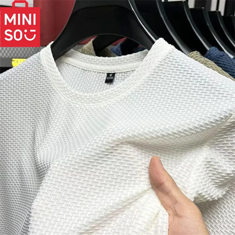 MINISO Bamboo Mesh Ice Silk T-shirt Mens Short sleeved Round Neck T-sleeved Mens Bottom Shirt Summer Solid Color Mens Top 250616