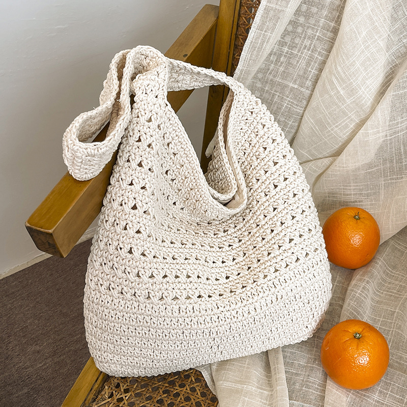 Free shipping designer Bag 2025 New Niche Casual Lazy Style Literary Woven Tote Bag Large Capacity Lightweight Shoulder Bag Beach Bag Women Bag