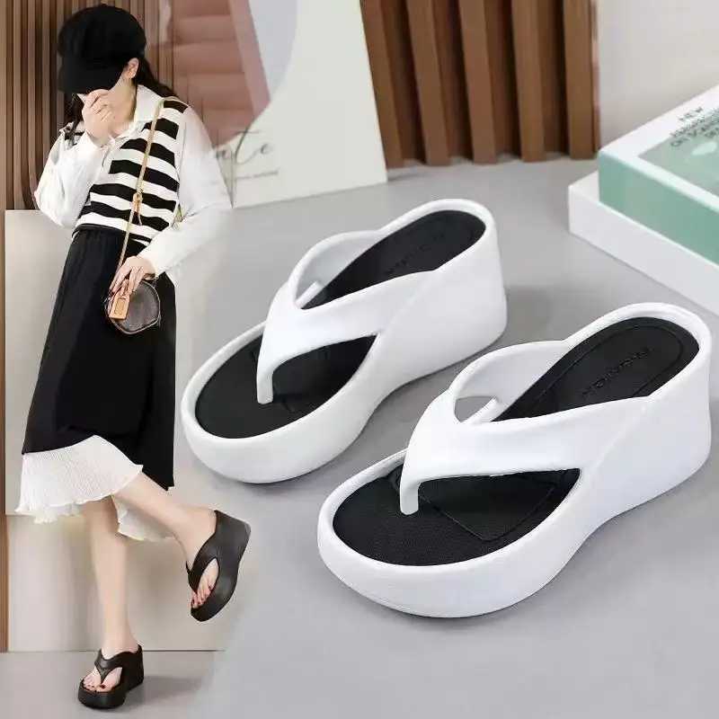 Womens Clip Toe Wedge Flip Flops 2025 Summer Chunky Platform Beach Sandals Woman Thick Sole High Heeled Eva Slippers Slides Z250620