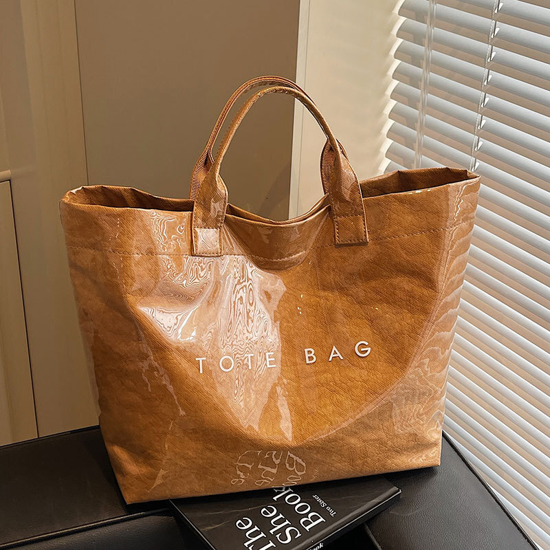Free shipping designer New Hot Selling Retro Bag Paper American Casual Commuter Handbag Personalized Commuter Bag Large Capacity Tote Bag Women Bag