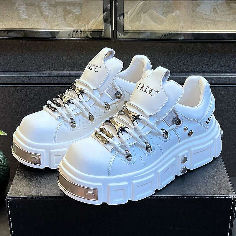 Men's 2024 New Thick-Soled Height-Increasing Casual Sneakers Internet Celebrity Trendy Brand Niche Design Shoes