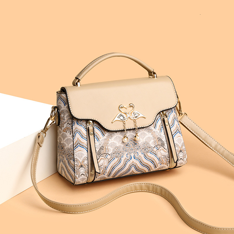 Free Shipping 2025 New Designer Bag High-end Handmade Embroidery Color Blocking Multifunctional Niche Women's Handbag Casual High-quality Shopp