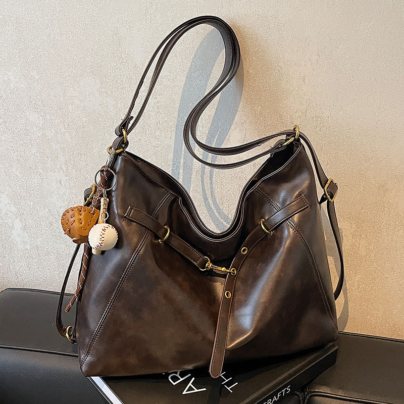 Free shipping designer Bag Melard Large Capacity Crossbody Bag New Autumn Casual Versatile Commuter Women Shoulder Bag Backpack Tote Bag