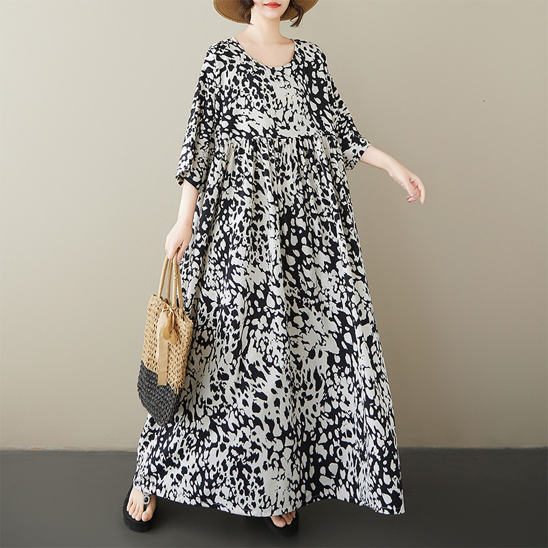 Designer Plus Size Dress2025 Summer Casual Vacation Flowing Women's Plus Size Black And White Leopard Print Round Neck Shoulder Sleeve Loose Sw