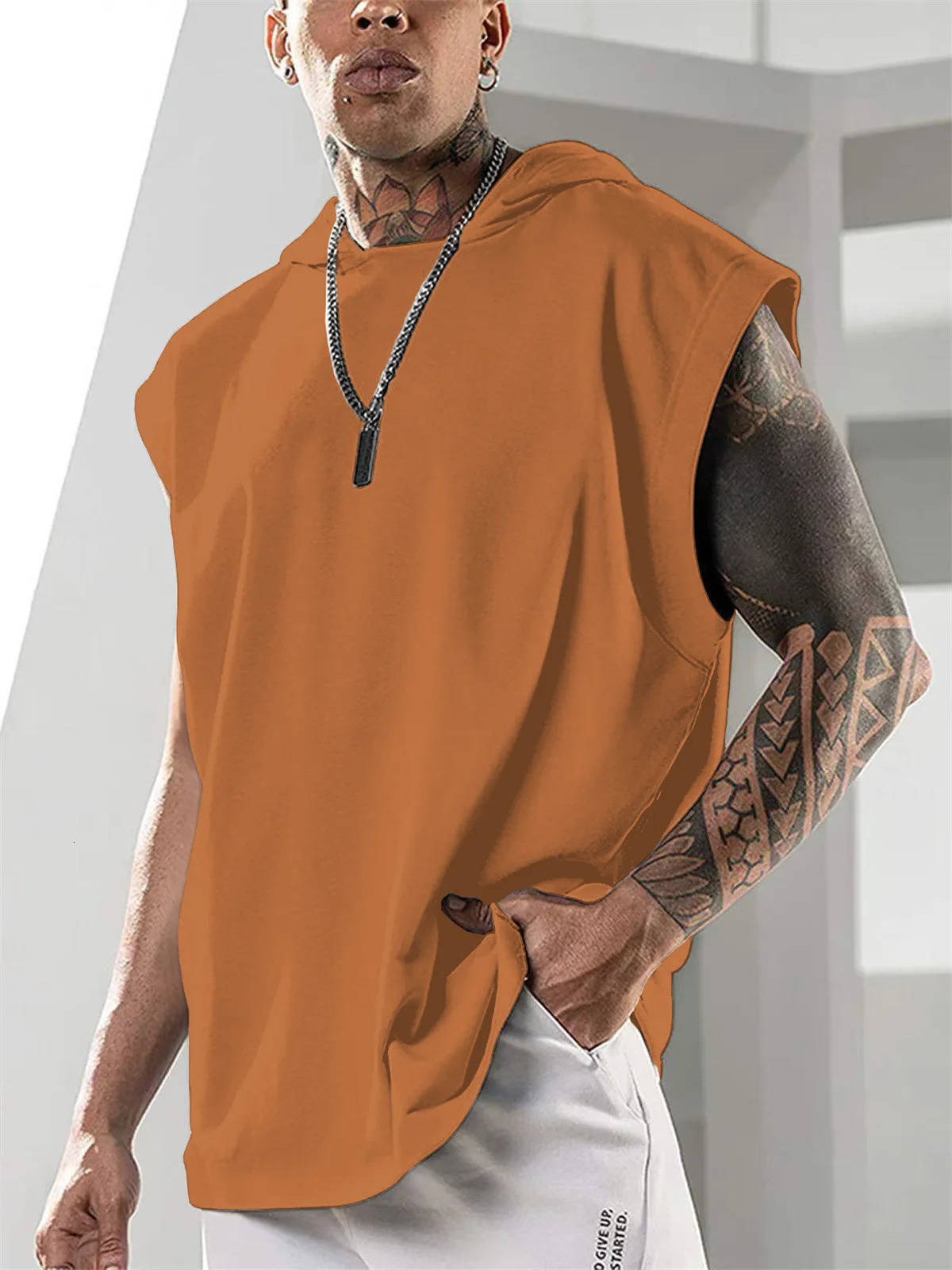 2025 summer selling mens fashion high quality American sleeveless hoodie leisure loose fitness sports street vest 250614