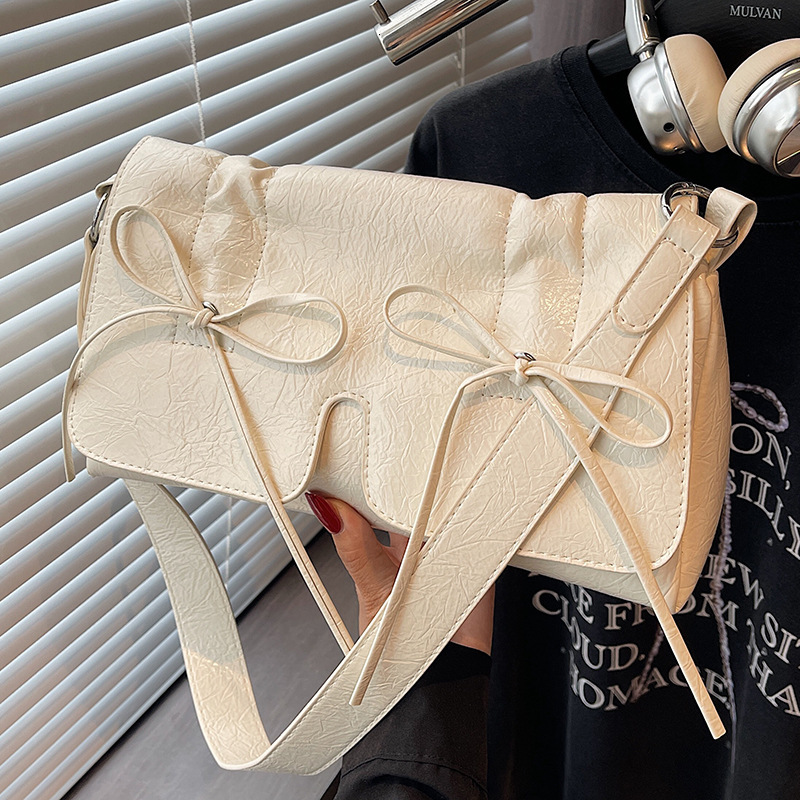 Free shipping designer Korean Style Pleated Drawstring Bowknot Women Bag 2025 New Summer New Shoulder Bag Handbag Fashion Bag