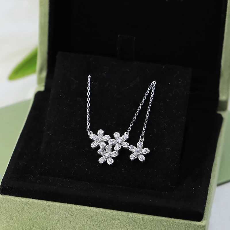 Holiday new popular brand Sweet luxury jewelry Lady Cherry blossom flowers beautiful shiny necklace party birthday gift girl hot XJ250620
