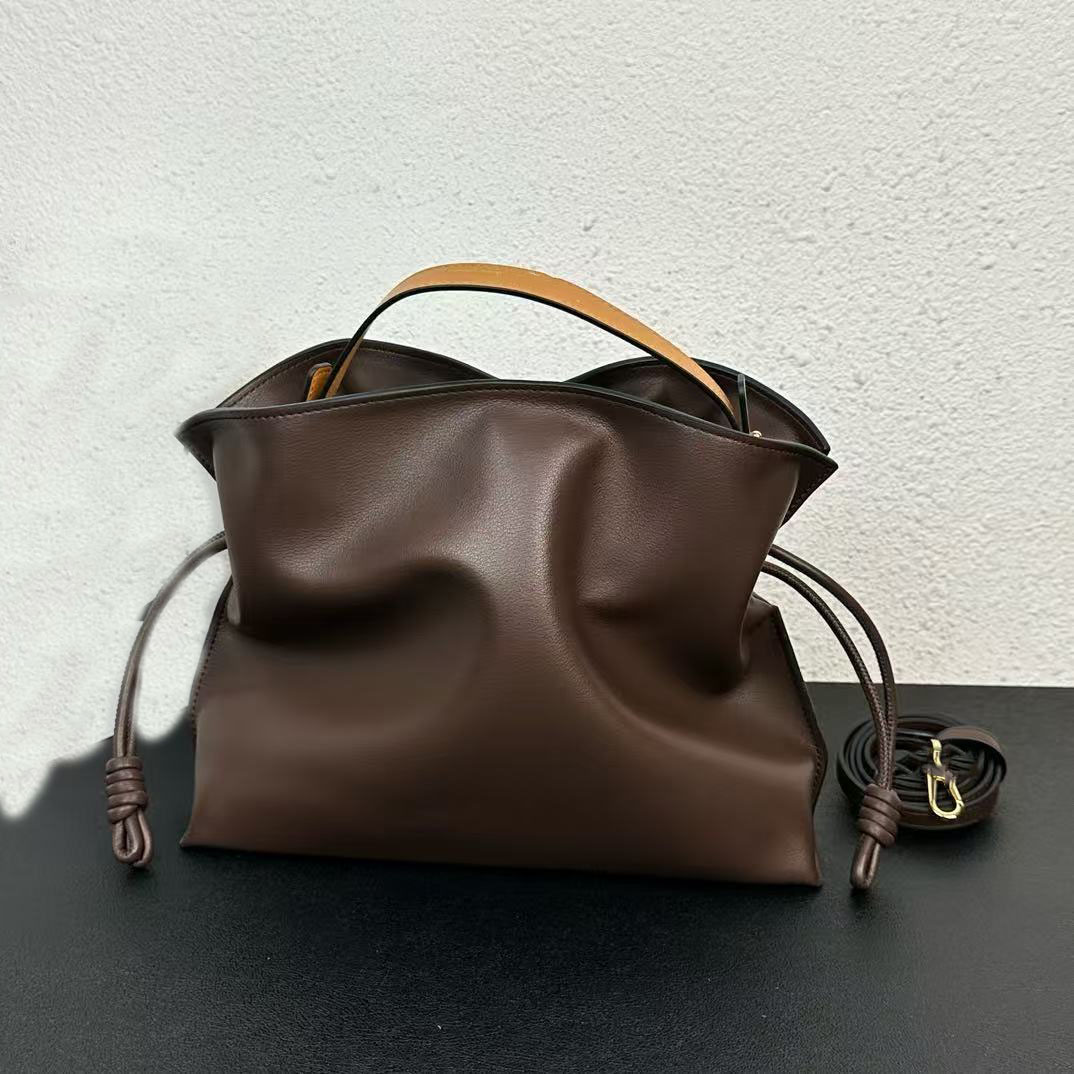 2025 Luxury Designer Perway Mather Bag Lucky Sac à main classique sac à main décontracté en cuir en cuir à une épaule et sac à bandoulière