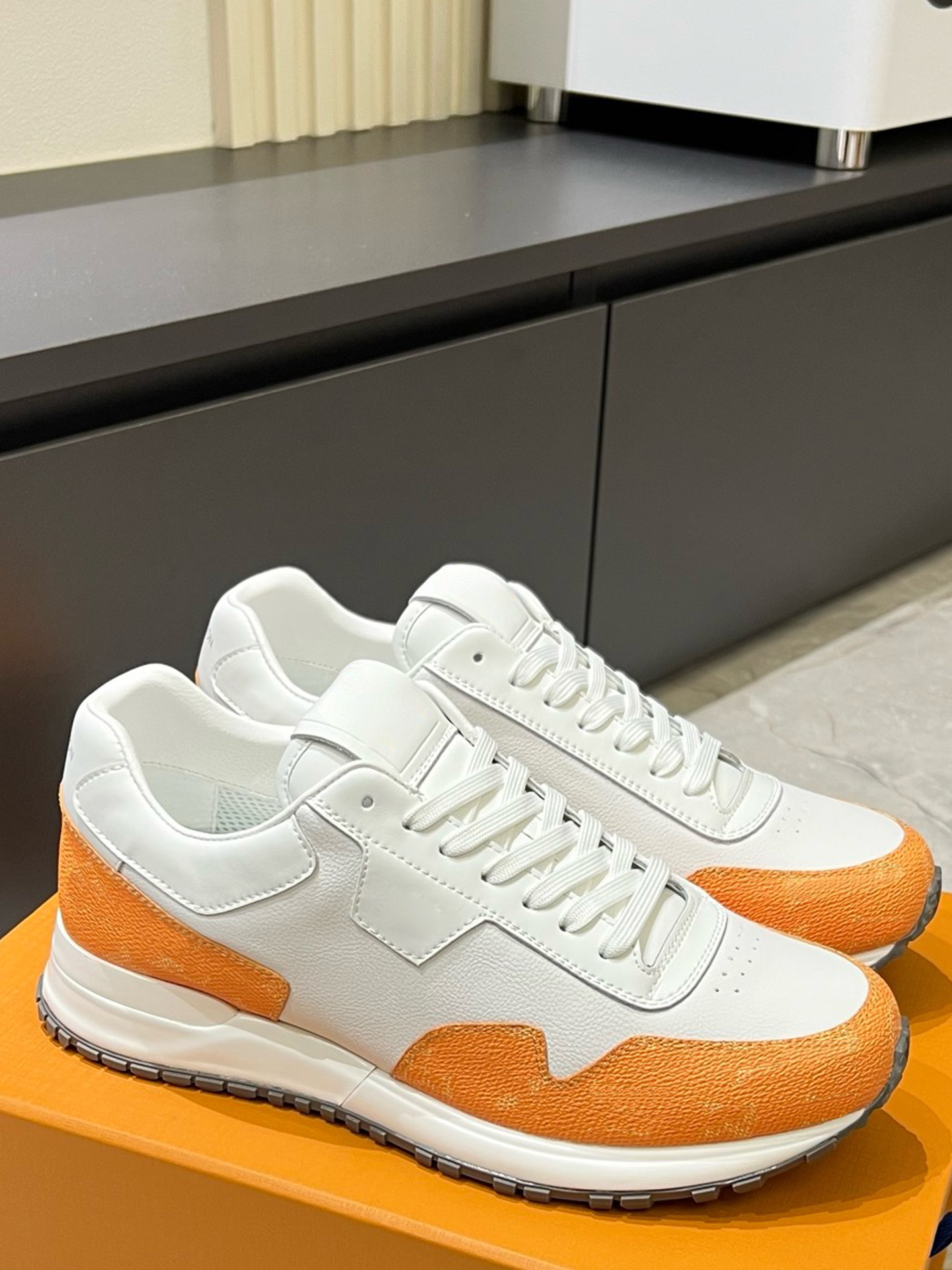 Run Away Sneaker Mens Lace Sneakers Technical Mesh Including Leather Trim Metal Plate Rubber Sole