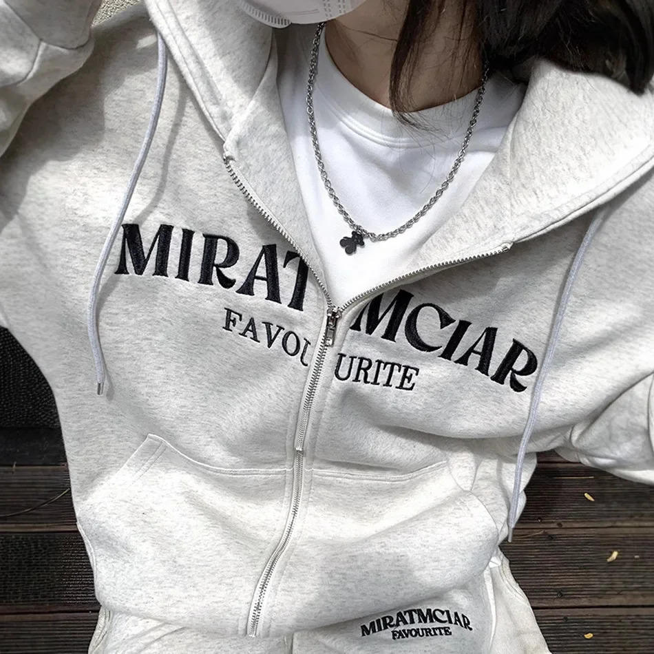 American Retro Loose Zipper Printed Hoodie Jacket Women Chic Early Autumn Of The Season High-End Feeling Top Qualit 250616