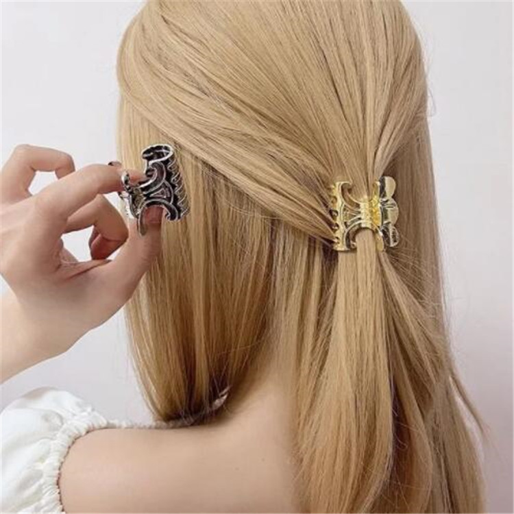 Classic Designer Hair Clips Woman Girls Fashion Hair Accessories Classic Gold Silver Style Letters Barrettes Girls Daily Hairpin Small Hair Claw Cli