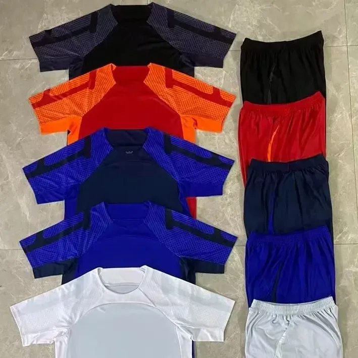 Summer men's sport tracksuits two-piece suit fitness jogging set running shirt shorts quick dry mesh tracksuit gym football jersey team sportsw