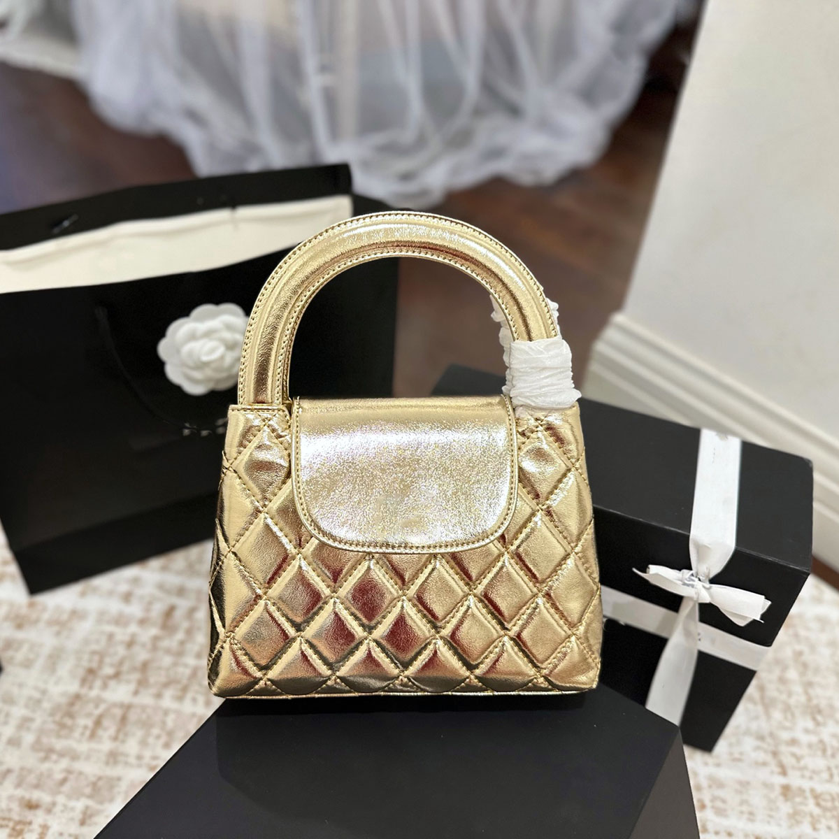 24k Luxury Femmes Designer Hands Mandden Hardware Lock Lock Sag Robe de soirée Mattias Chain de corps crossbody Sac à dîner en forme de diamant