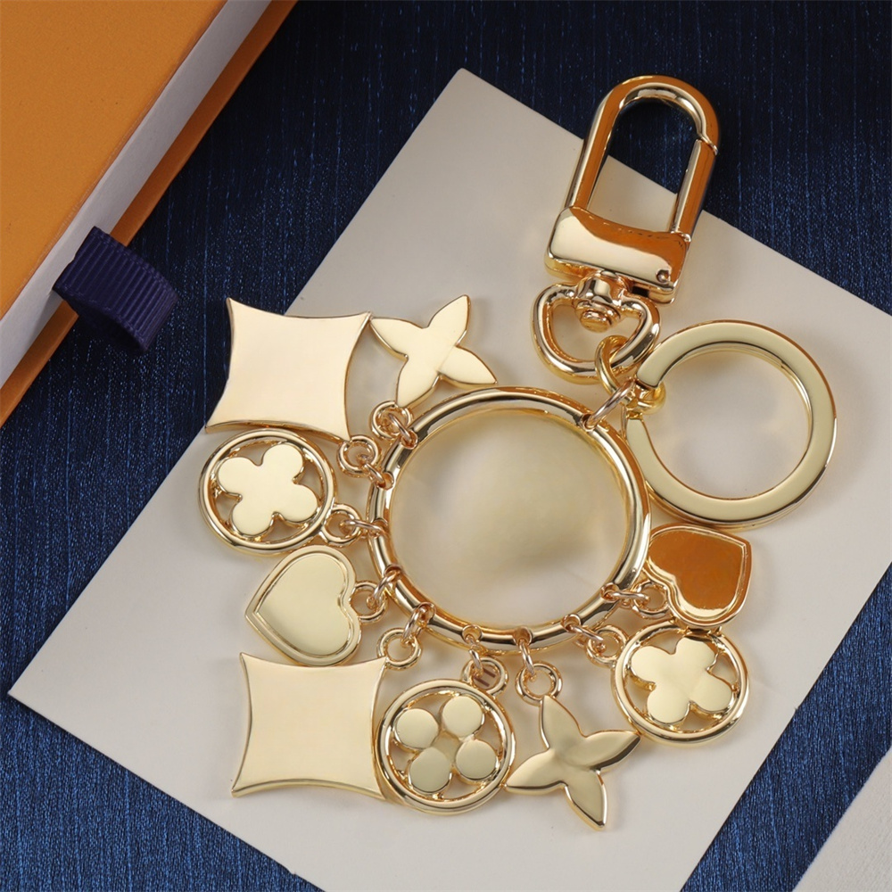 CX625J Exquisite Designer Key Chain Womens Mens Fashion Car Keyring Buckle Keychains Handmade Leather Men Women Bags Pendant Accessories