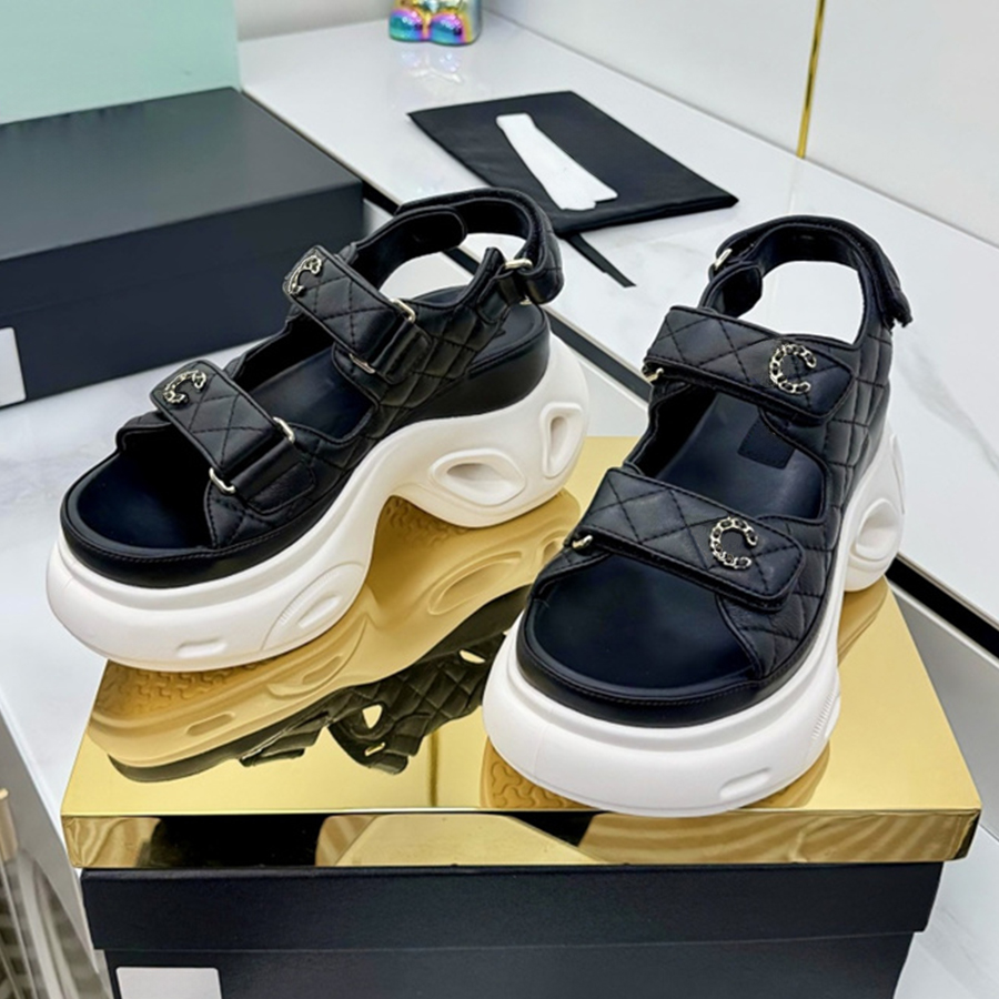 Summer Sandals Hook-Loop Designer Sandals Womens Luxury Checkered Sandals Thick Heel Beach Shoes Luxury Fashion Daily Outfit New Casual Sandals Men