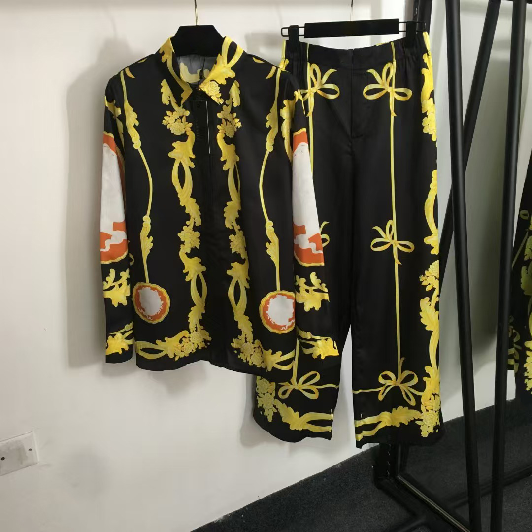 Pyjamas de vêtements de nuit pour femmes 2 pièces Set Pyjamas d'été pour femmes V Long Satin Silk dames Pyjamas Luxur