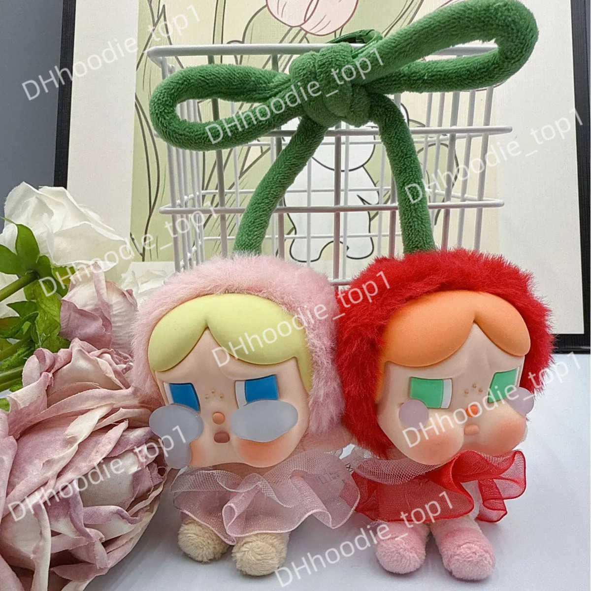 Crybaby Cherry Crying For Love Cherry Vinyl Magnet Doll Series1 1 High Quty Replica Fashio Toys Collectible Flocking Gift T250627 M260302-image-1095951219