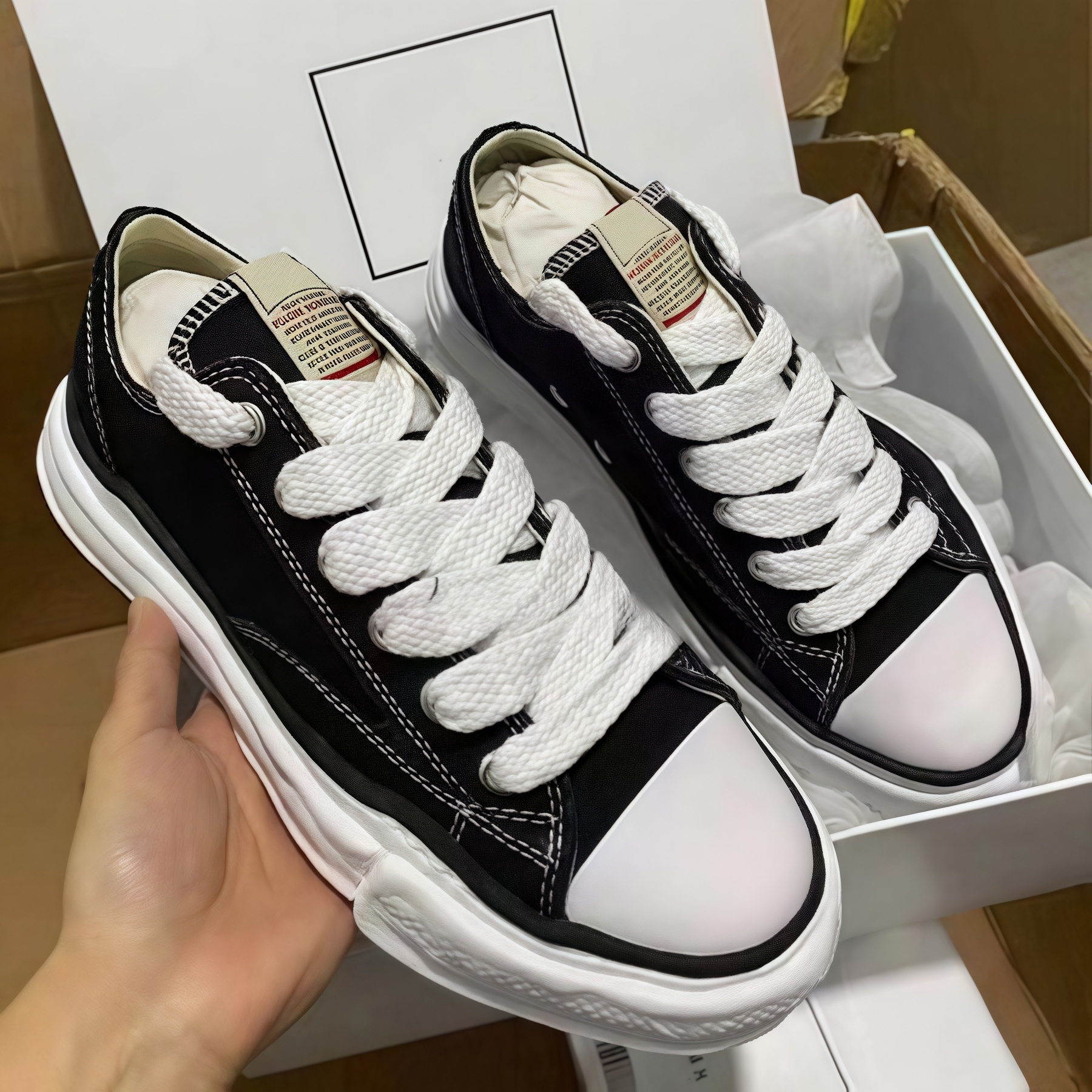 Casual Shoes Designer Mens Womens Dissolved Summer New Black And White OG Canvas Luxury Outdoors Tennis Espadrille Size 3547