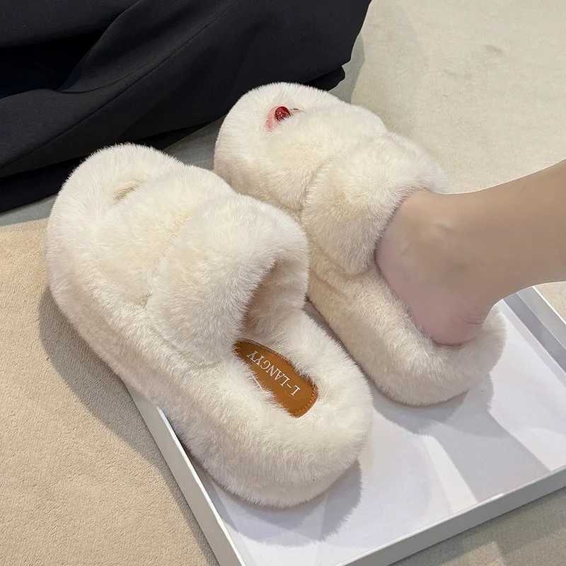 YNPO New Solid Color Fluffy Platform Women 2025 Winter Plush Warm Cotton Shoes Comfort Non Slip Unisex Home Slippers Z250929