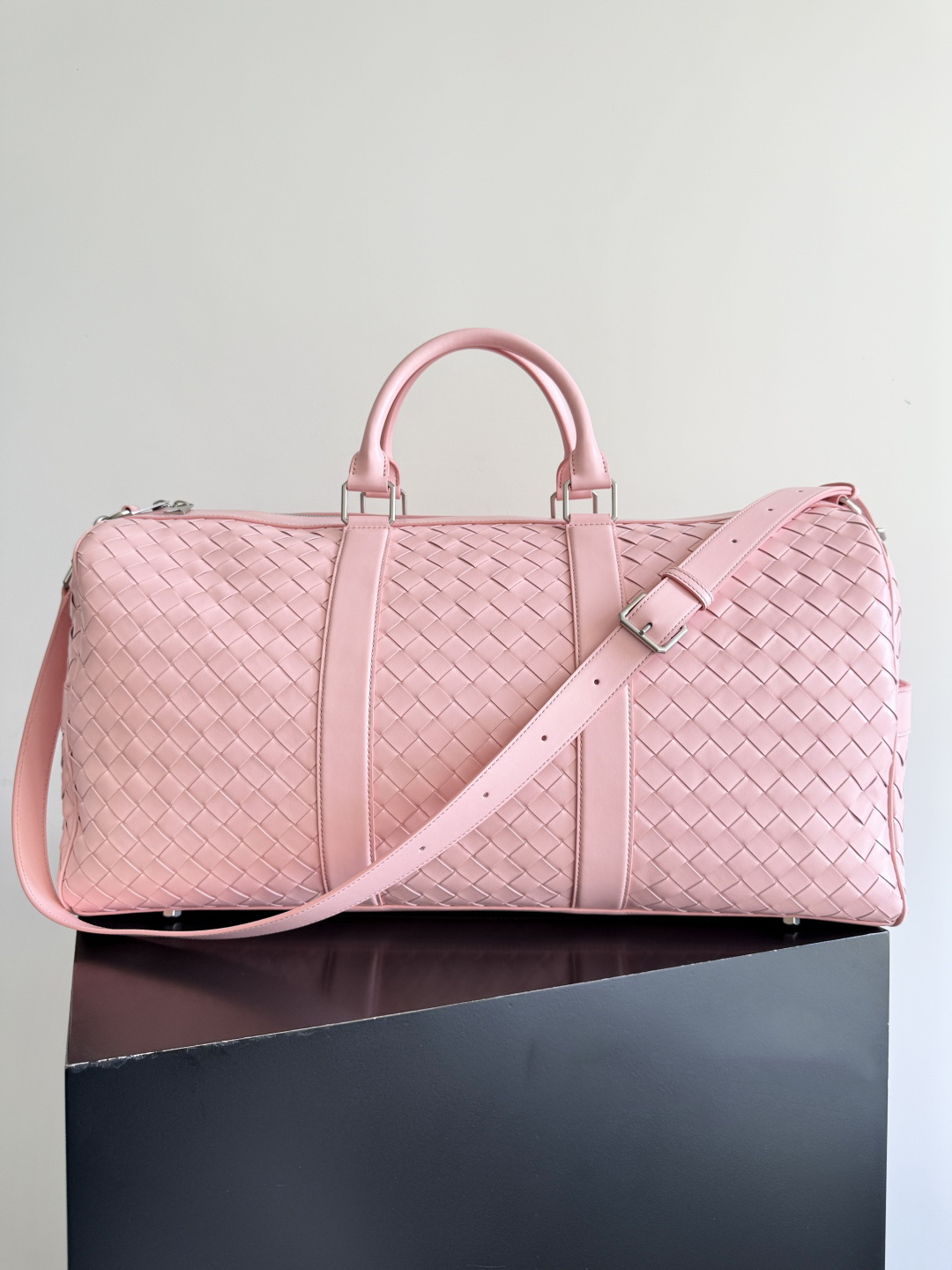 10A Mens Briefcase Woven Bag Large Capacity Travel Handbag Designer Mens Travel Knitted Travel Baotou Layer woman Travel bag