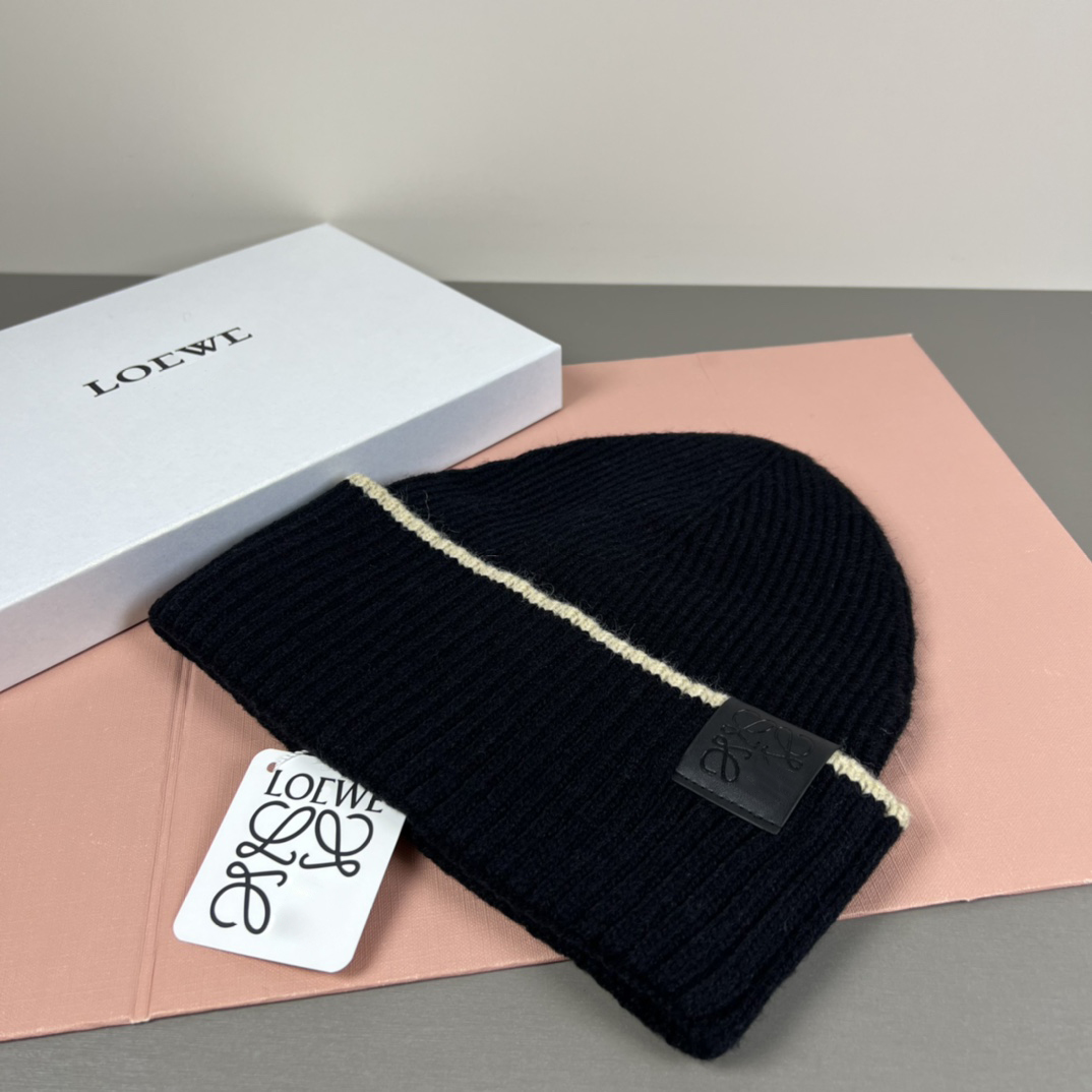 Mens beanie hat designer knitted hat winter luxury warm ear protection warm hat womens fashionable all-match two-tone hat high-end couple hat Christ