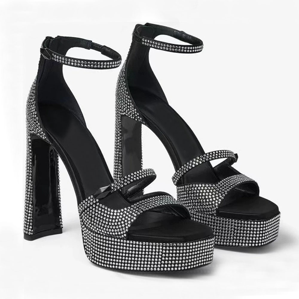 Plateforme de concepteur de luxe Sandales Femmes Crystal Embellies Back Zip Talons hauts Chaussures du soir Elegant Chaussures de mariage brillan
