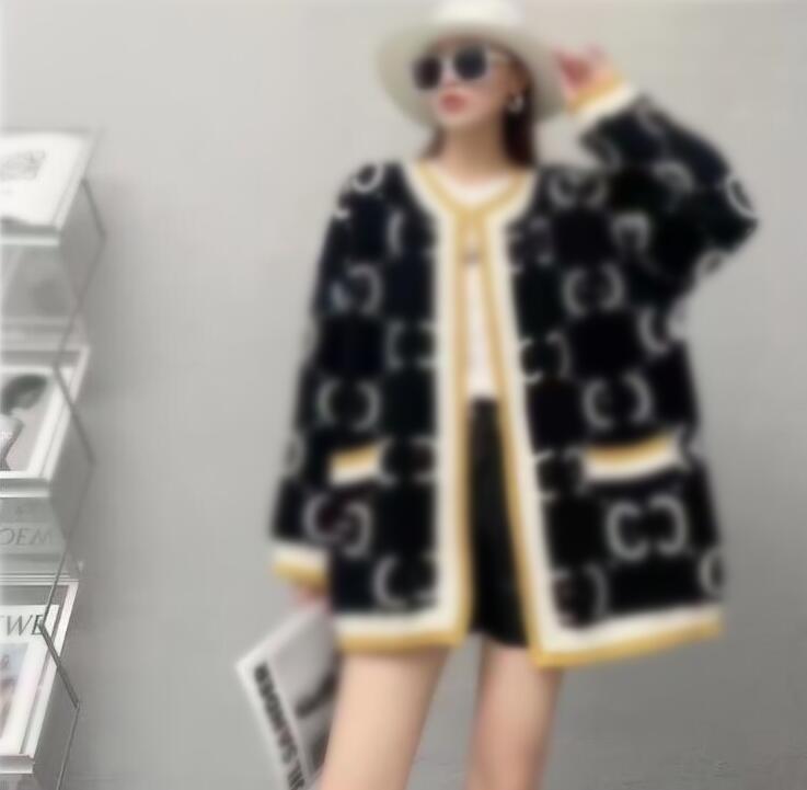 Chandails pour femmes Nouveaux vestes de pull cardiaque en tricot en V Velles en V Crochet Femme Vêtements de créateurs de manteaux à manches lon