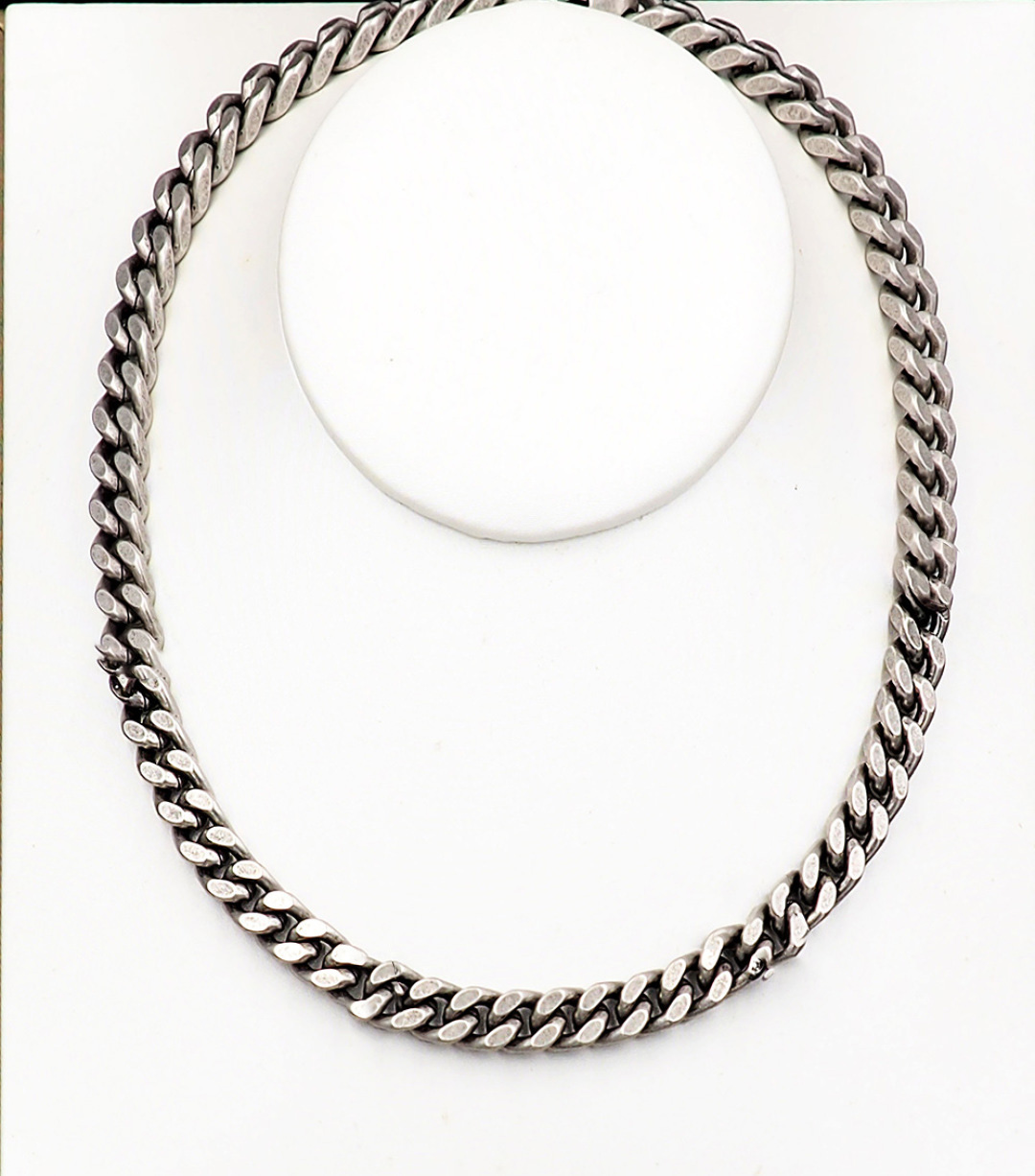 Classic Long Length Silver Plated Chain Necklace for Stylish Wear M