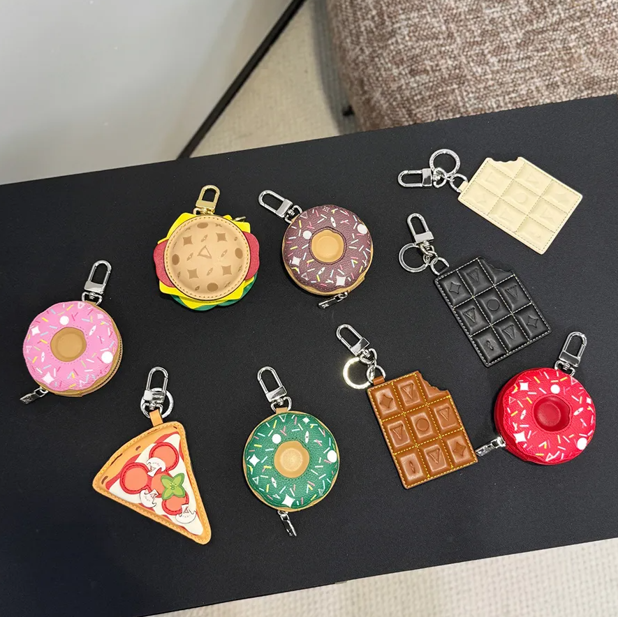 Designer Croissant Burger Donut Porte-clés Charme De Luxe Pizza Biscuit Chocolat Porte-clés Pour Femmes Porte-clés En Cuir Classique Lettres Sac