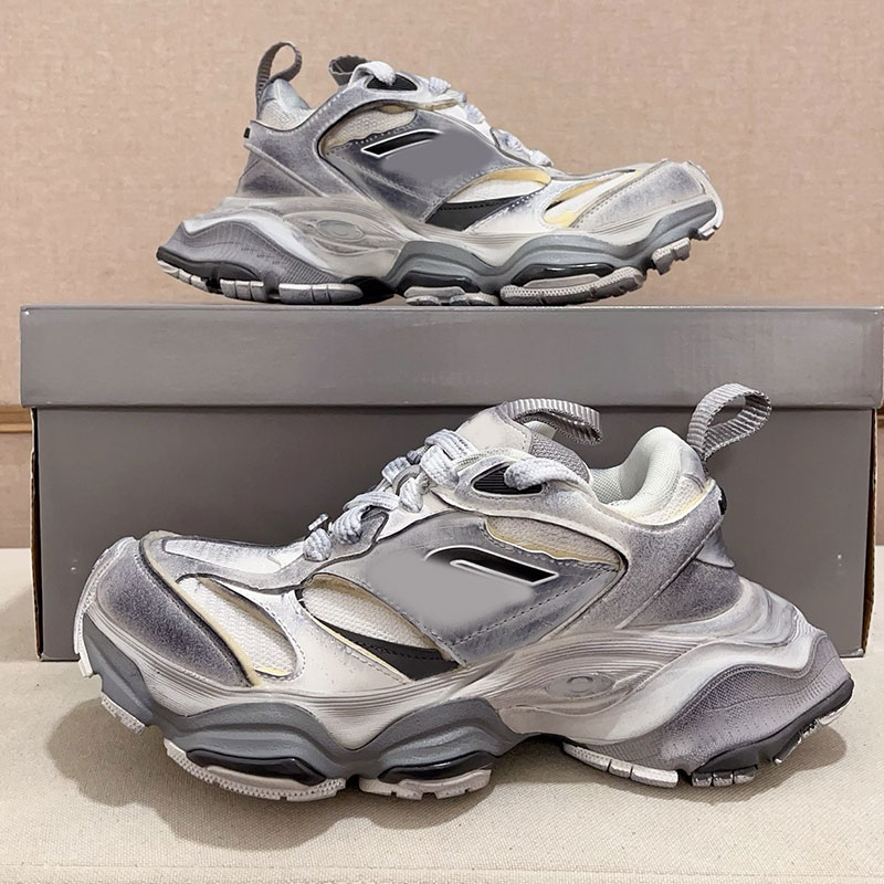 Womens Mens 5xl Trainers in Taupe designer sneakers womens autumn winter casual shoes soft comfortable breathable mesh upper sneakers retro brand sp