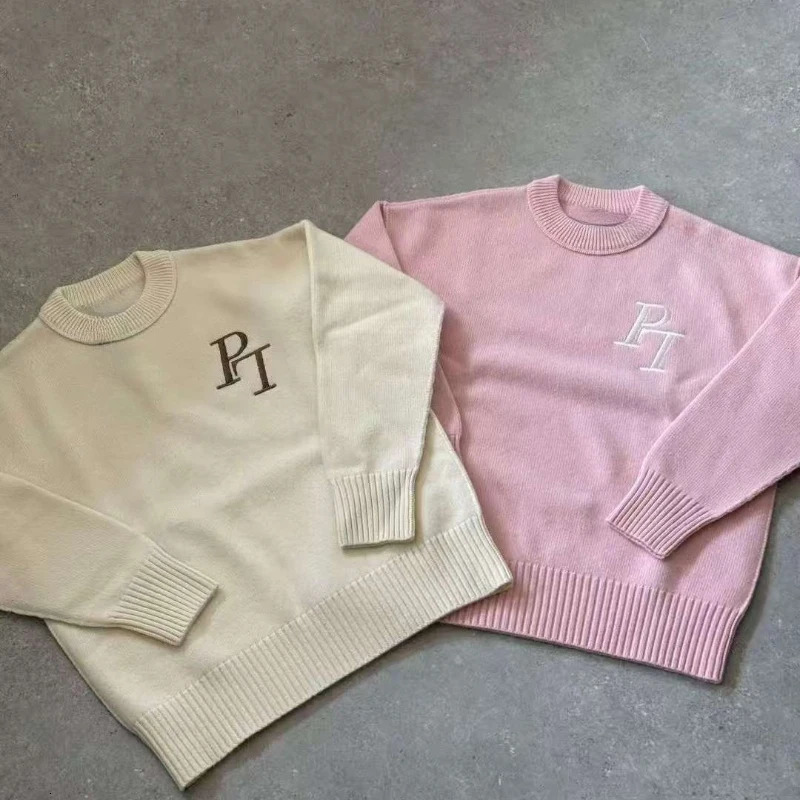Y2K Light Pink Knitted Sweater Embroidered Letter Rose Essential Sweater Casual Warm Retro Harajuku Tops Unisex Loose Streetwear 251008BJ