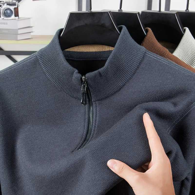 High Quty Velvet Thickening Sweater Bottoming Shirt Mens Half Zip Pullover Casual Loose New Warm Tshirt Knitwear X251010