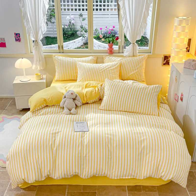 3pcs Yellow Stripe Duvet Cover Modern Geometry Bedding Set Fashion Home Comforter Cover Polyester Quilt Cover with 2 cases H251011-image-1079317373