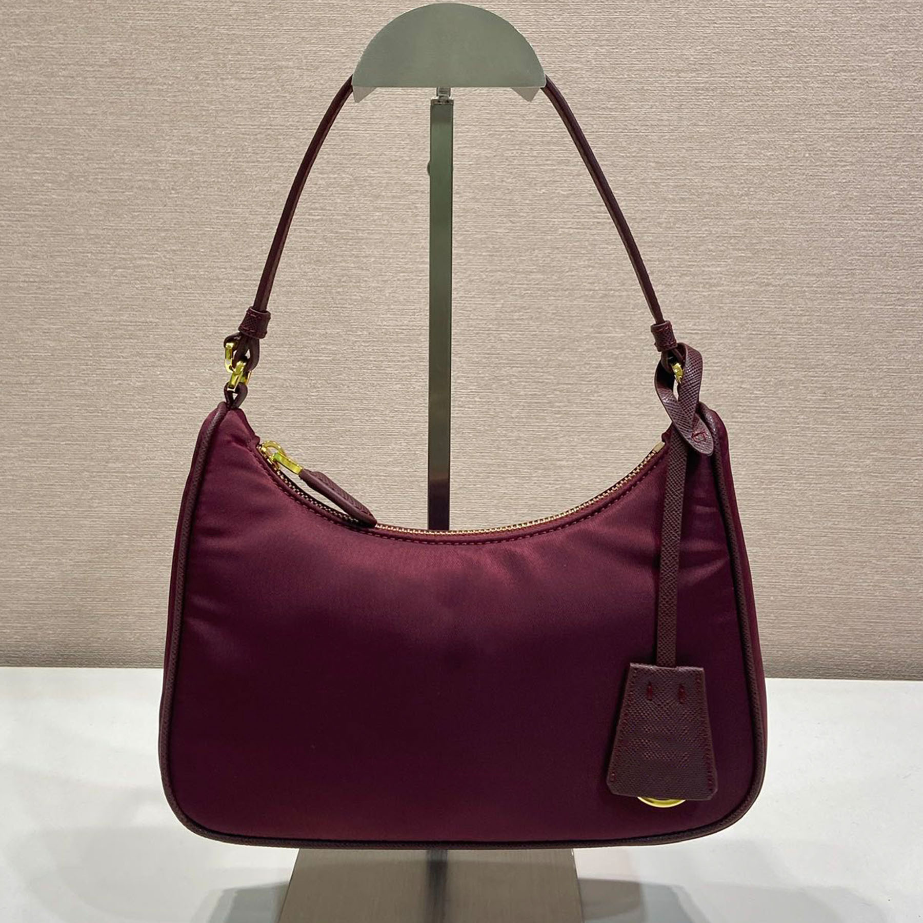 Top Quality 10A Nylon And Leather Mini Bag Luxury Designer Golden Hardware Zipper Closure Shoulder Bag Top Handle Clutch Bag Fashion Women Casual Sh