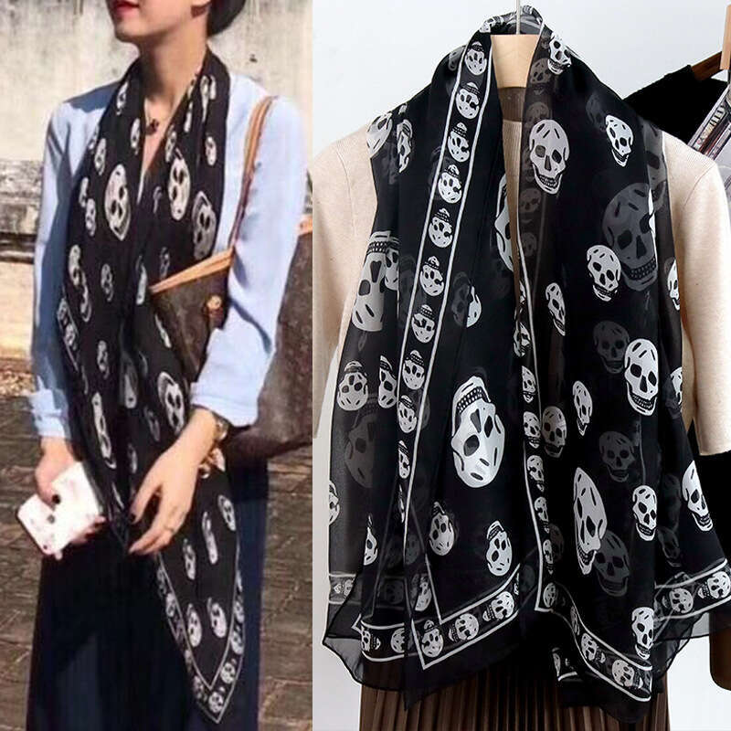 Size 140*140 % Silk Classic Multi-color Skull Head Large Real Mulberry Silk Scarf Shawl headscarf Z260917