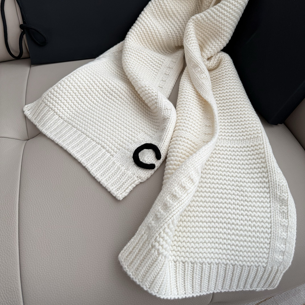 Scarves Designer scarf for women luxury scarf cashmere thick shawl Women's long winter wool cashmere shawl Headscarf fringe fashion new style g