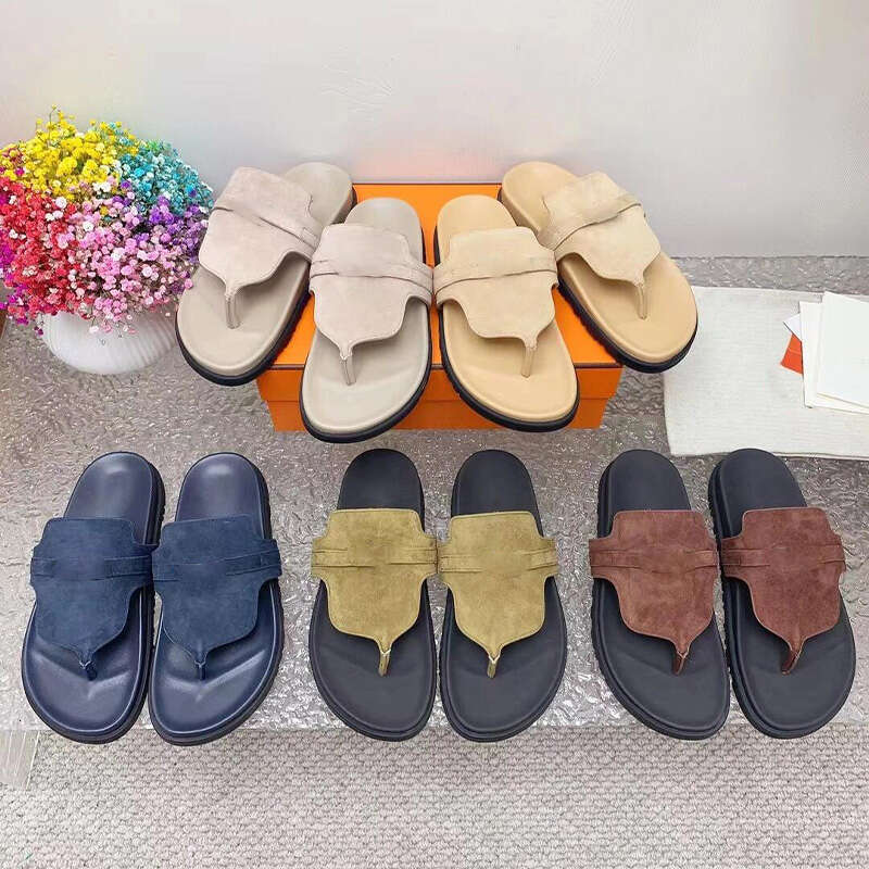 Pantoufles de plage d'été à la mode pour femmes et hommes, pantoufles de luxe de qualité supérieure, semelles en cuir durables avec imprimés de d