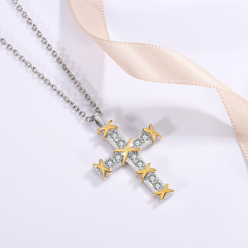 Designer necklace S925 Silver Moissanite Creative Novelty Cross Two-tone Cross Necklace XO Shape Personality Pendant Clavicle Chain Free Shipping