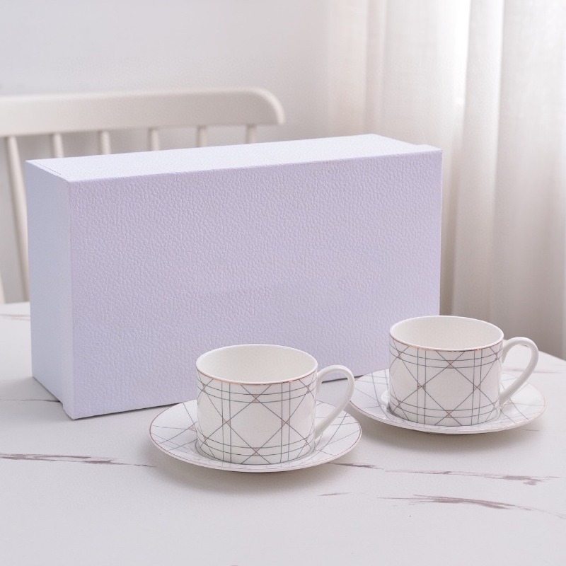 Luxury Home Dinning Accessories Ivory-Colored Patterned Fine Porcelain Service for Two-image-1079975094