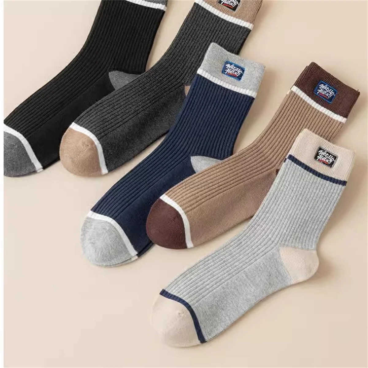 Dreamlikelin 5Pairslot Mens Autumn Winter Socks Harajuku Streetwear Men Breathable Sports Socks Trendy Middle Tube Socks T251015