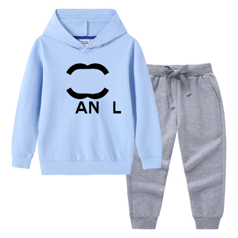 Designer Kids Hoodie Set Pullover Girls Boys Sweater Pants 2pcs Fashion Cotton Sports Versatile Hoodies With Pants Babies Childrens Clothes L260920U