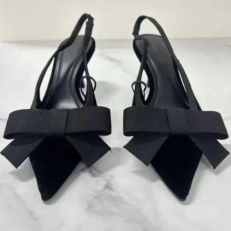 Black Velvet Butterflyknot Designer Heeled Sandals Sexy Pointed Toe Slingbacks Women Pumps Elegant Party Dress High Heels Z251015