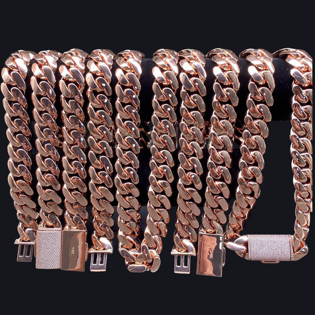 Hot Selling 14K Rose Gold Cuban Chain Necklace for Men 18mm Wide High Quality Gold-Plated Material Bling Iced Out Streetwear Jewelry