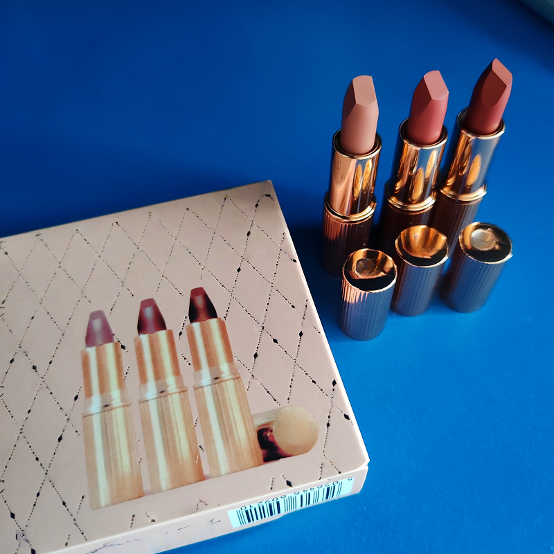 Kit trio Iconic Minis de 3 mini rouges à lèvres mats maquillage des lèvres