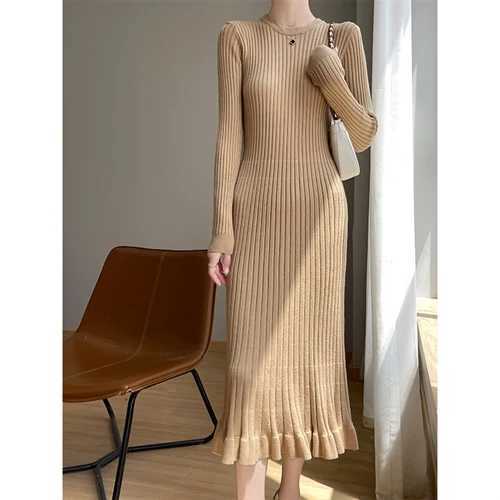French round neck knitted dress womens knee length fishtail long dress unique and unique hip hugging bottom woolen dress W251016-image-1080240758