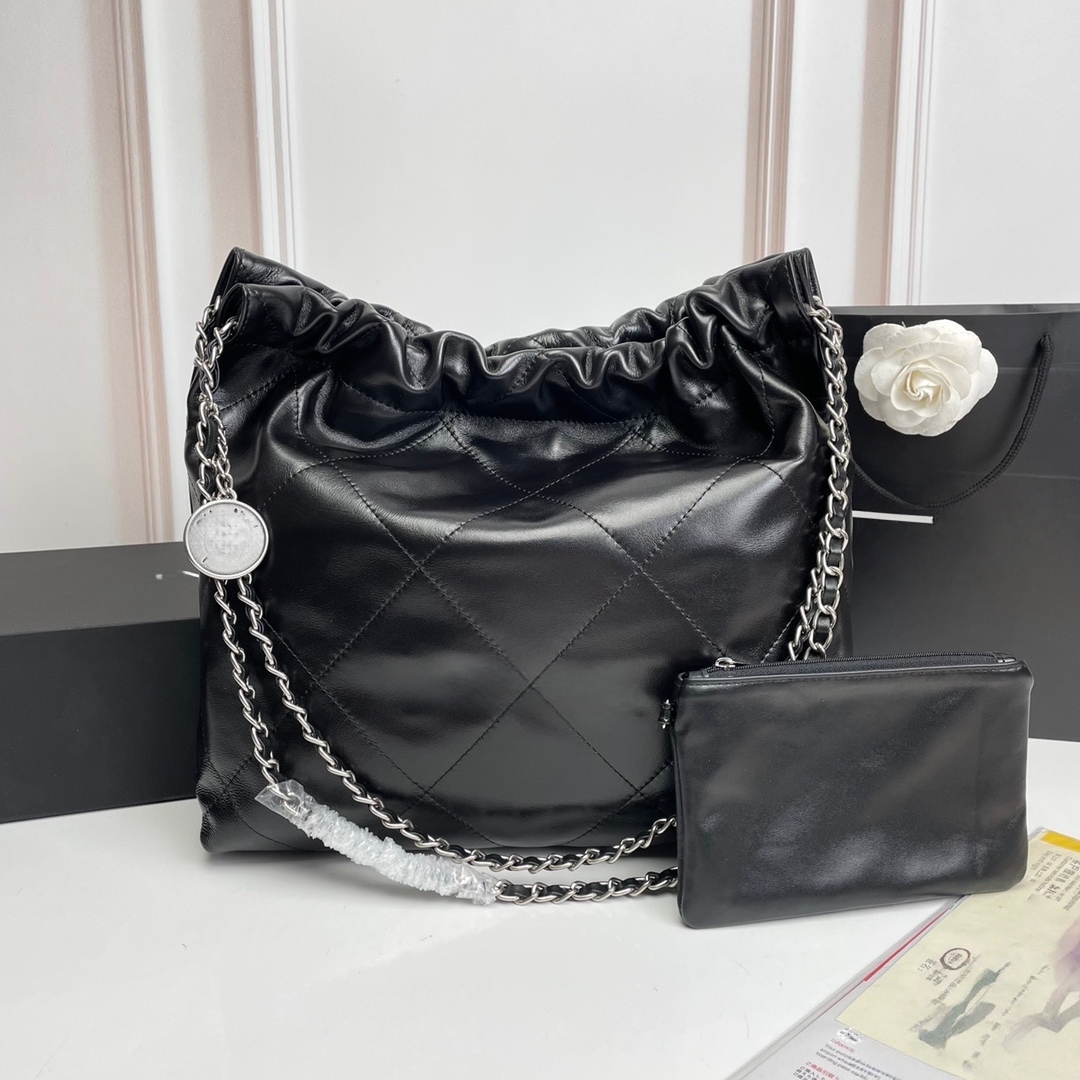 Quilted Chain Bag Calfskin High Details Genuine Leather Large Bag Real Photos Bucket bag Classic Fashion Tote handbags