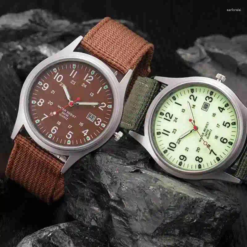 Montres-bracelets Montre de champ pour hommes Mains lumineuses Ceinture en toile tissée Fluorescent Vert Mode Homme Calendrier Semaine Affichage