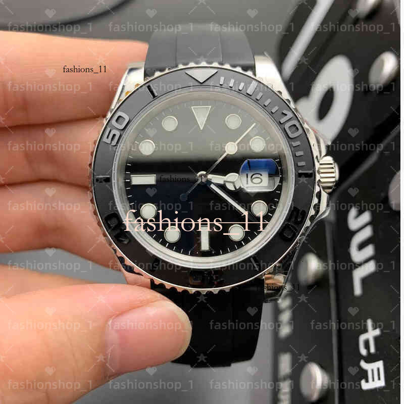 Montres mécaniques entièrement automatiques super clonées de haute qualité avec bracelets en caoutchouc et lunettes en acier inoxydable Nettoyer