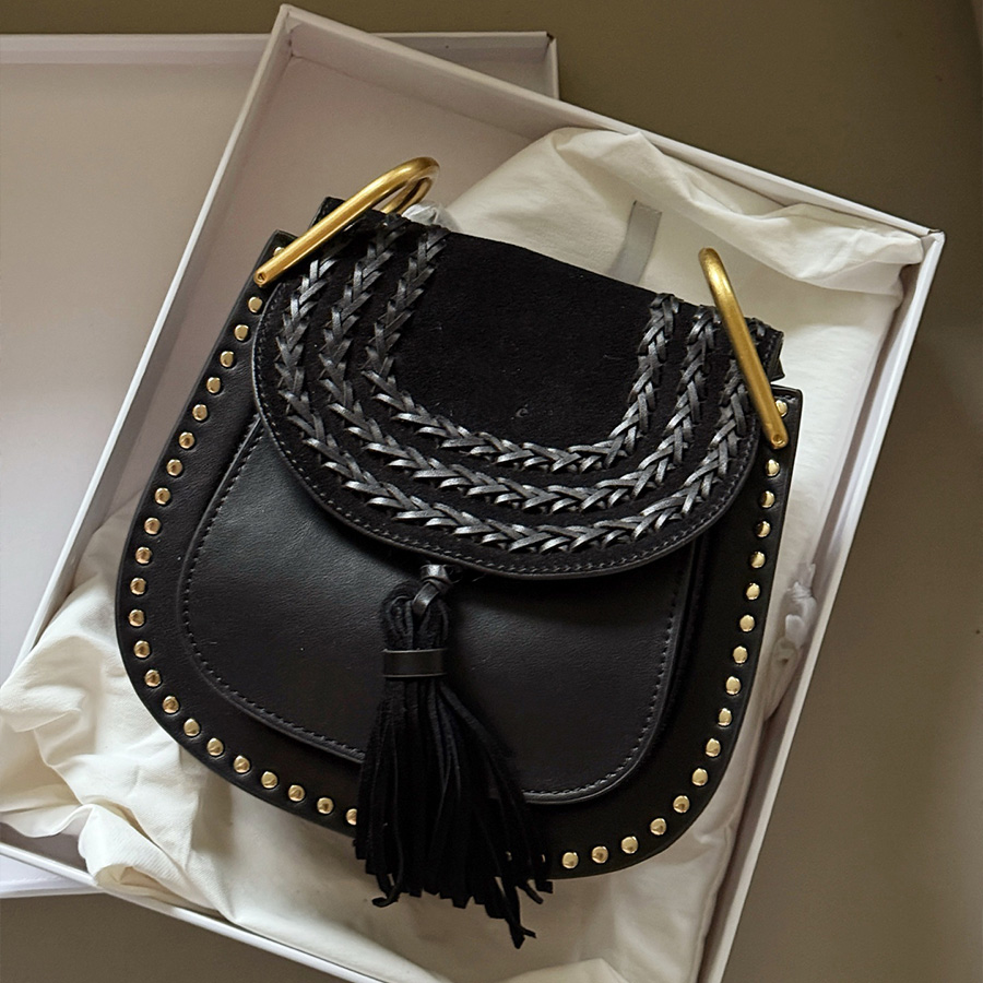 Tote Bag Designer Handbag Saddle Bag Rivet Decoration Small Bag Tassel Letter Shoulder Bag Womens Elegant Bag Fashionable Men Casual Hasp Bag