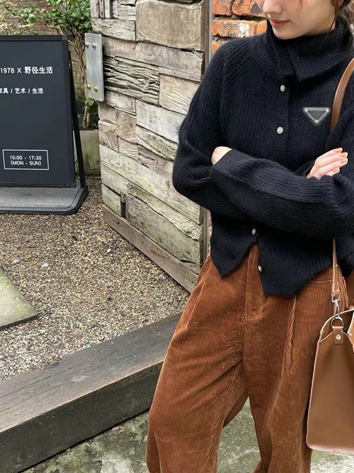 Women Sweater Designer Retro Design Women's Single Breasted Loose Solid pullover Color Knitted Cardigan For Ladies Knit